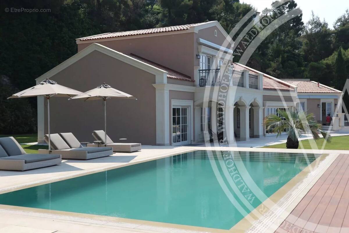 Maison à ROQUEBRUNE-CAP-MARTIN