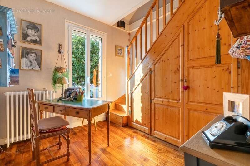 Maison à MAURECOURT