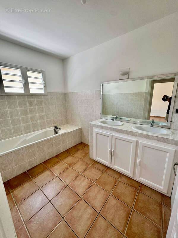 Maison à LE TAMPON
