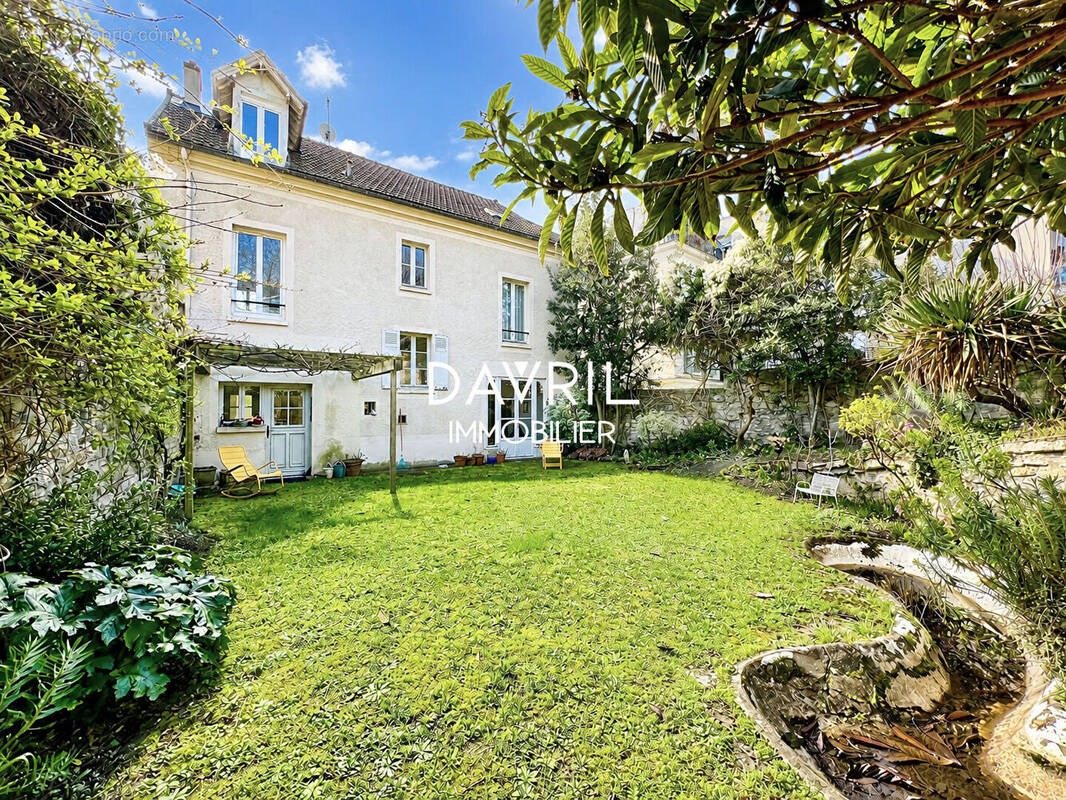 Maison à CONFLANS-SAINTE-HONORINE