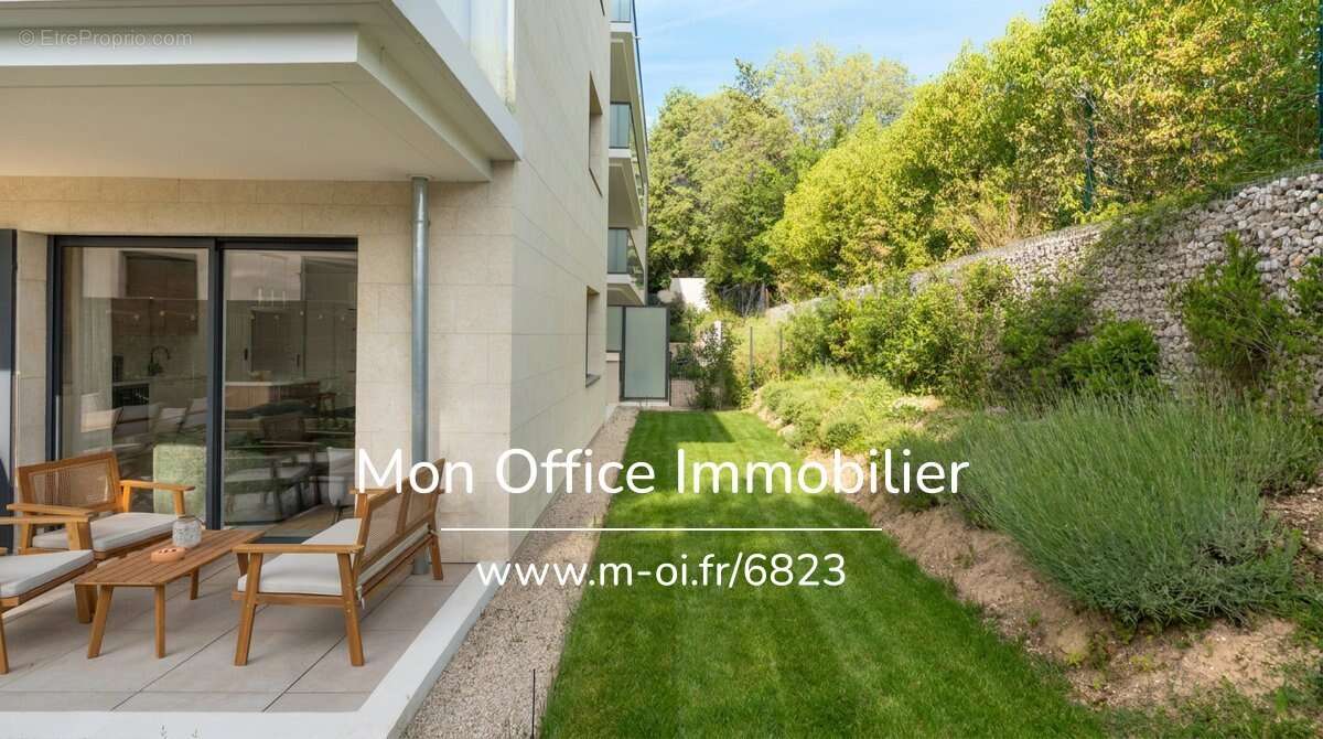 Référence : 6823-JDO. - Superbe T3 avec jardin de 130 m² et parking à proximité d'Aix-centre et de la Torse - photo 14