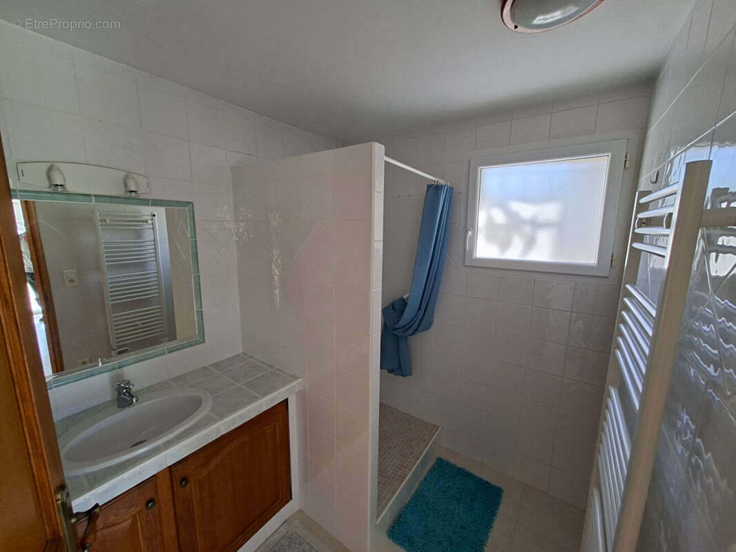 Maison d'exception à vendre à Pertuis - 7 pièces, 5 chambres, grand terrain - photo 18