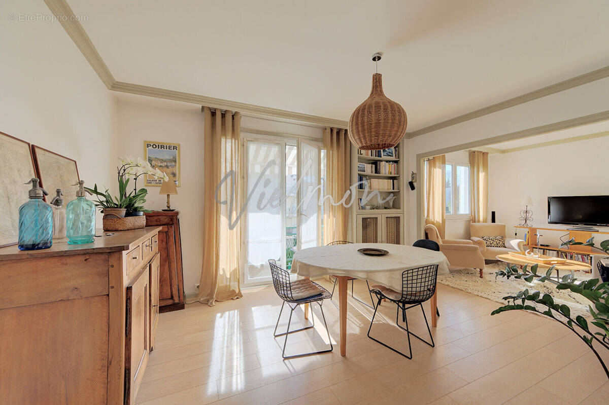 Appartement à GARCHES