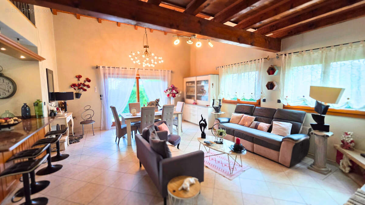 Maison à CLUSES