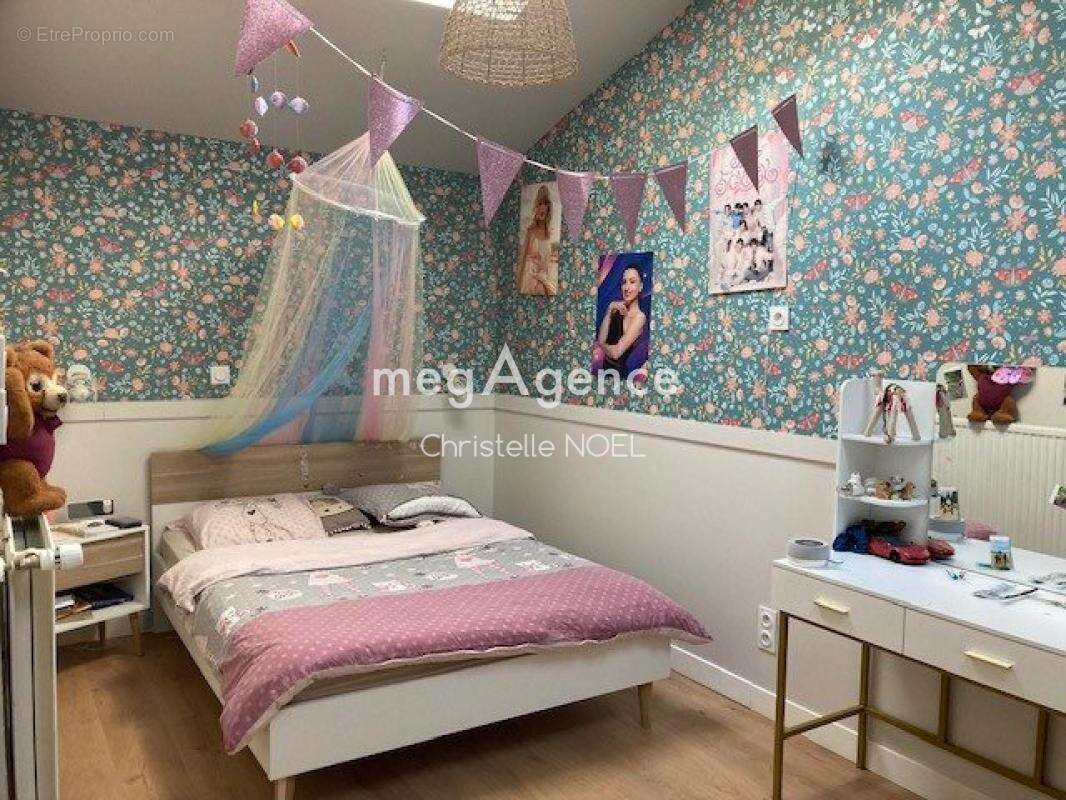 Maison à SAINTE-GEMME-LA-PLAINE