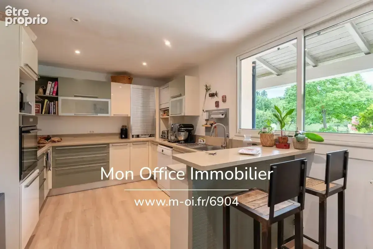 Référence : 6904-DVI - Maison 5 pièces dont 2 suites parentales 190 m2,  agrandissement possible, terrain de 4 700m2 - photo 7