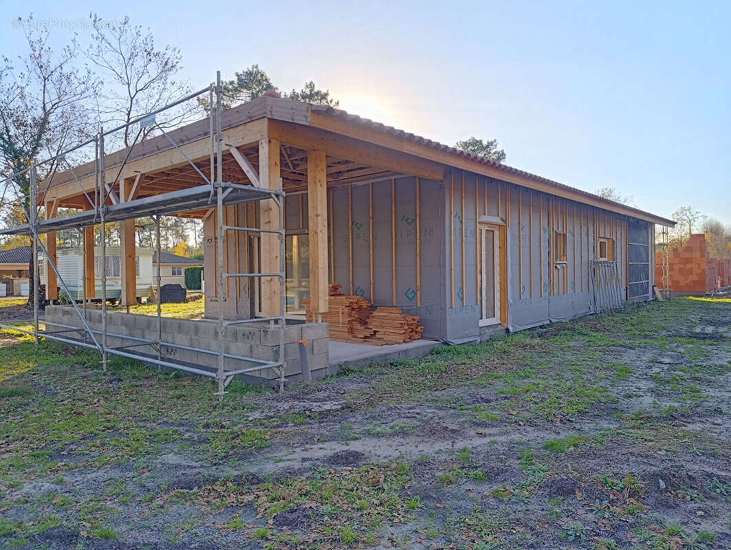 Maison à VIELLE-SAINT-GIRONS