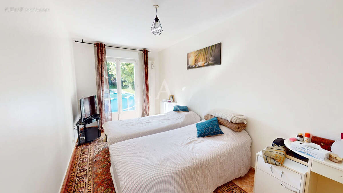 Maison à ROISSY-EN-BRIE