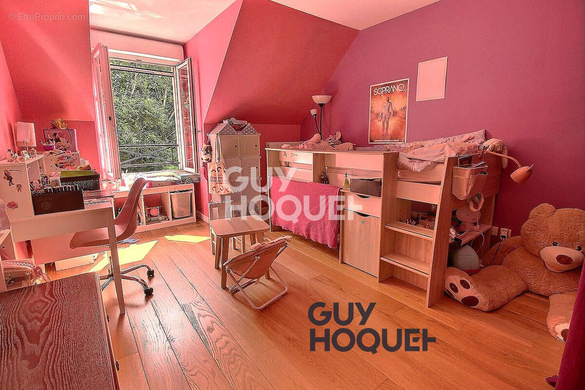 Maison à LIMEIL-BREVANNES