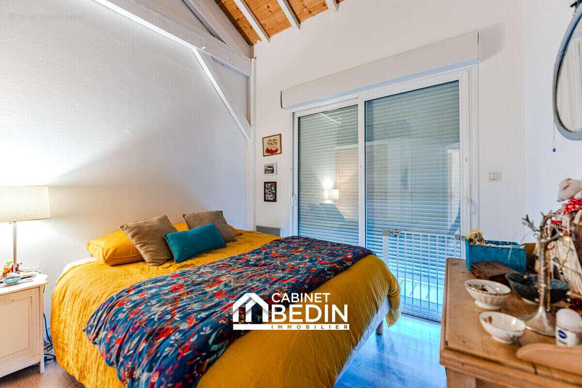 Appartement à ARES