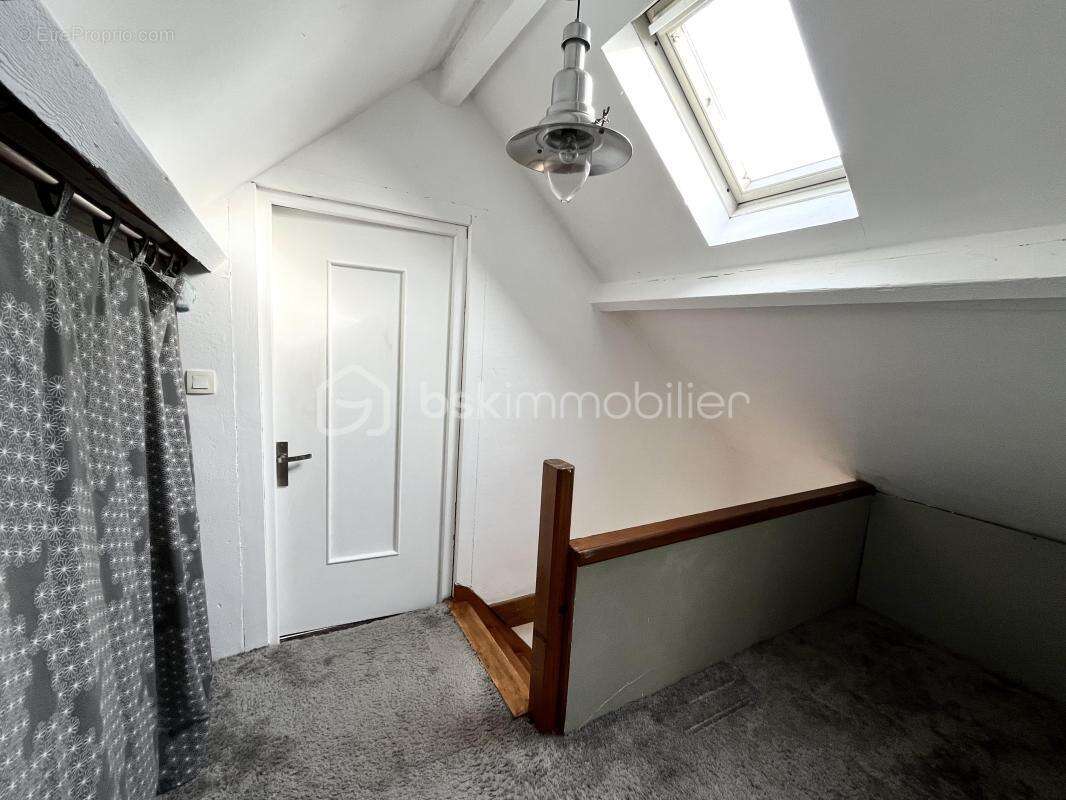 Maison à LA HARENGERE