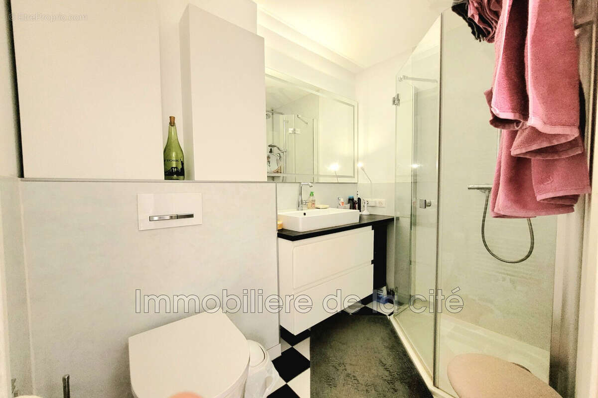 Appartement à GRIMAUD