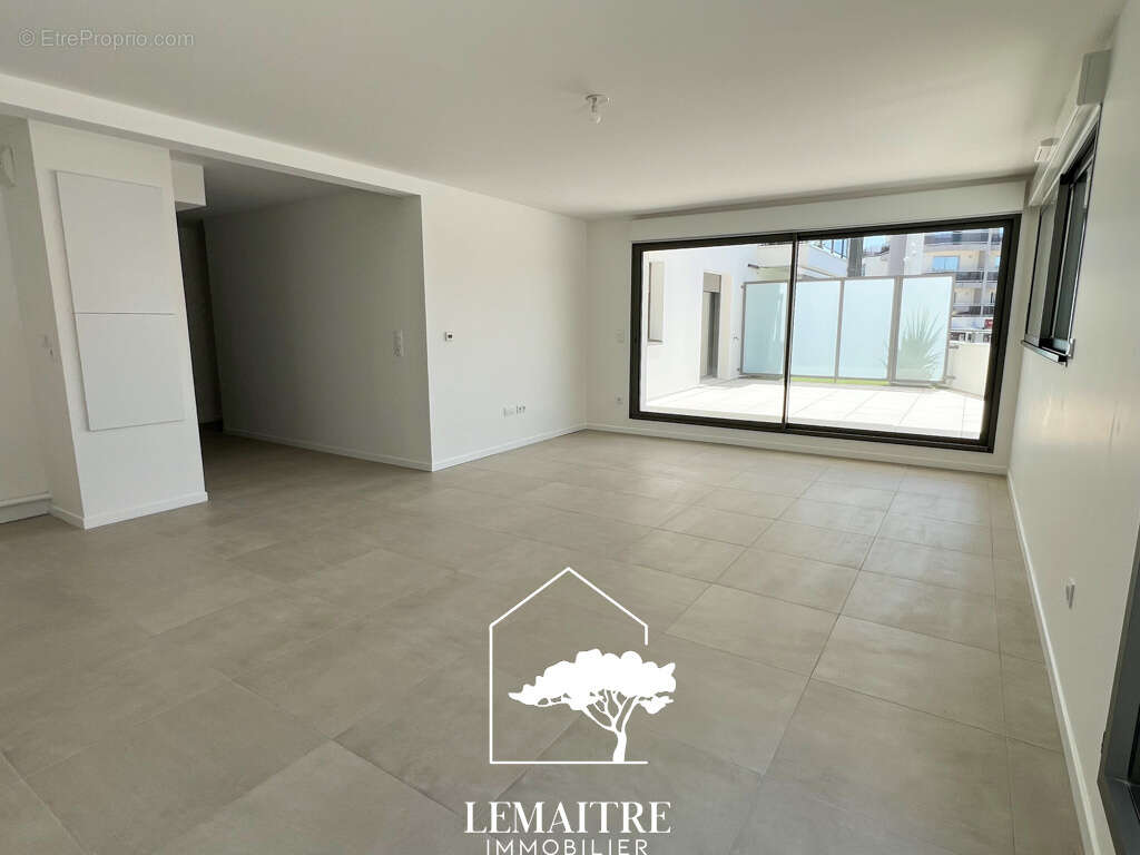 Appartement à LES MATHES