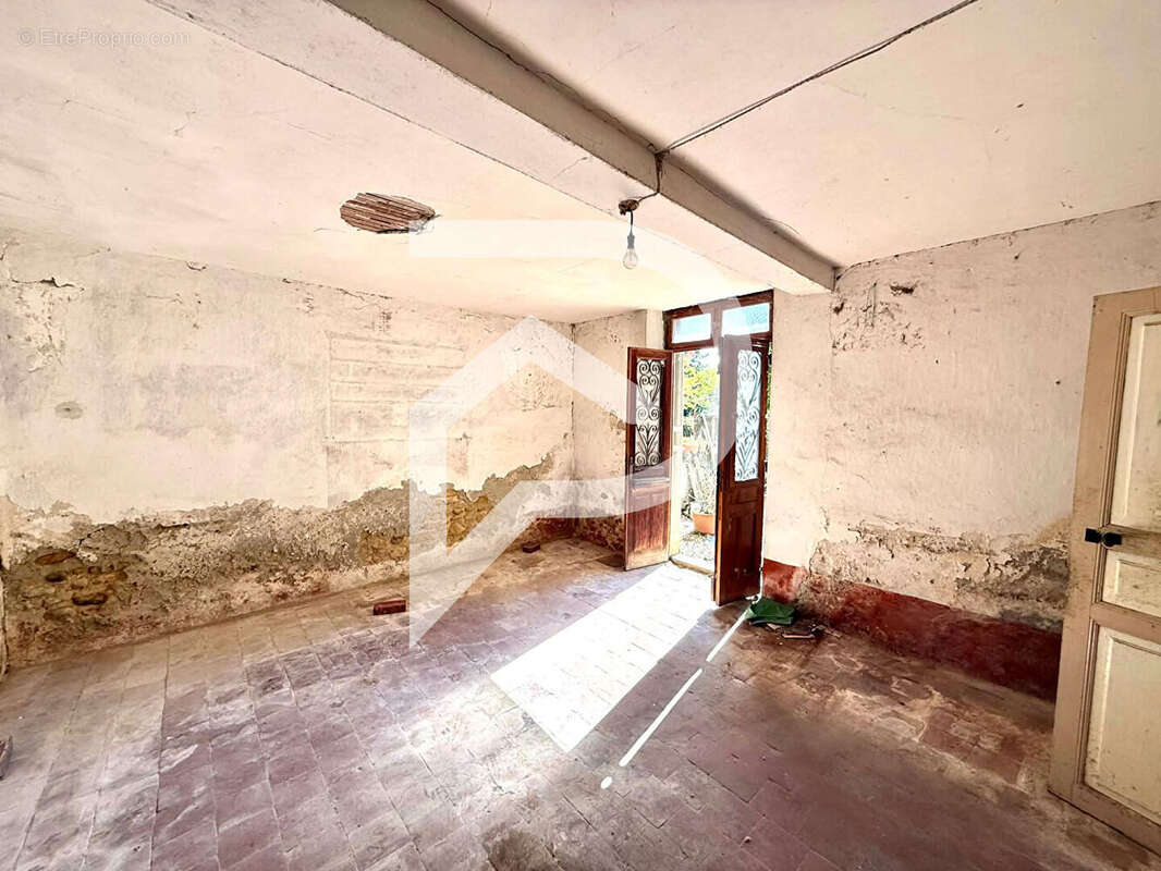 Maison à LAHOURCADE