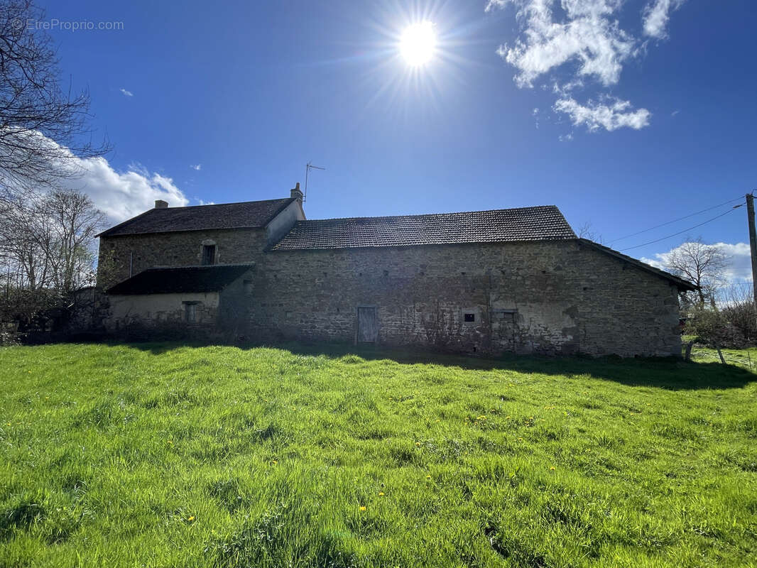 Maison à MARCILLAT-EN-COMBRAILLE