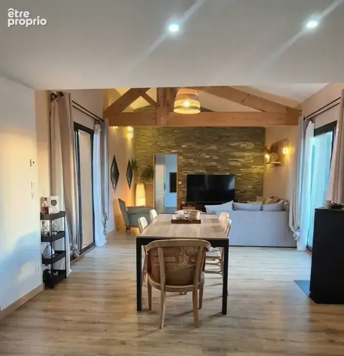 MAISON T5 de 163 M2 avec 823 M2 de terrain - photo 3