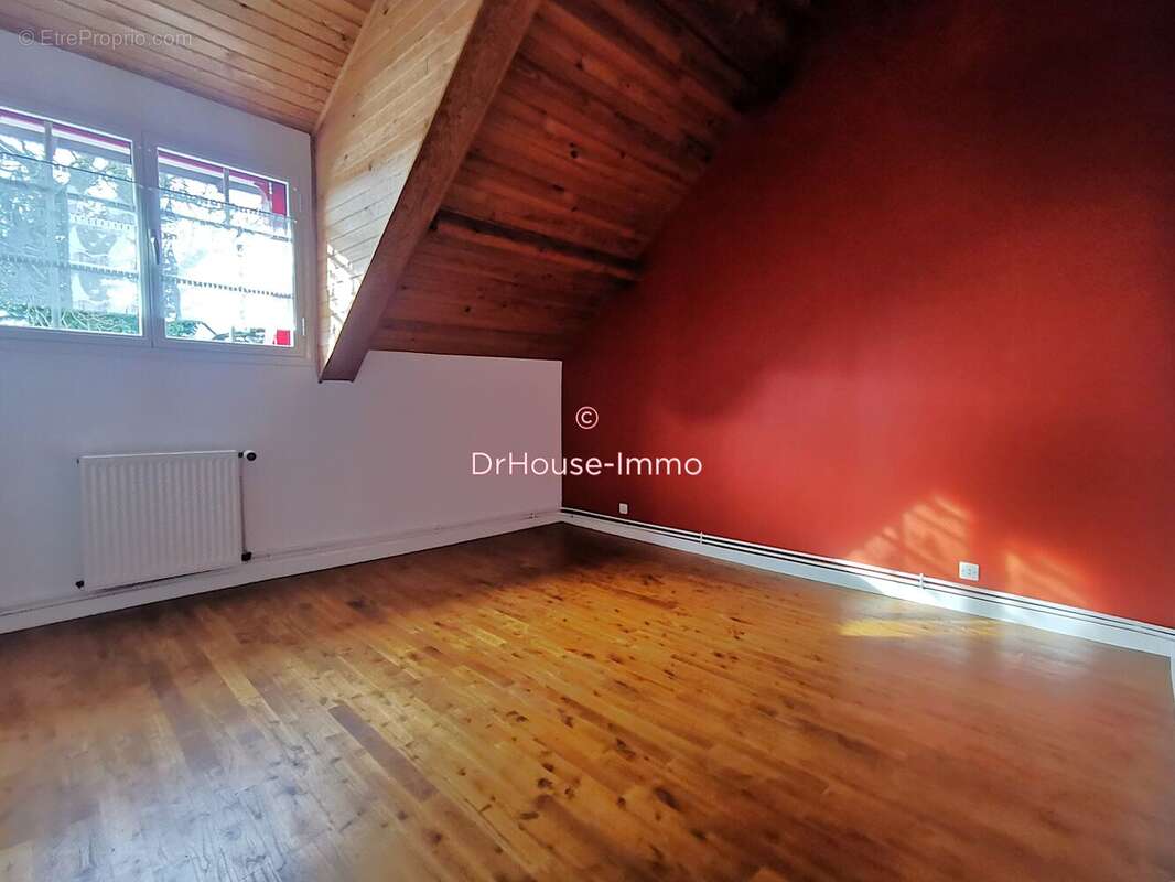 Maison à LA TURBALLE