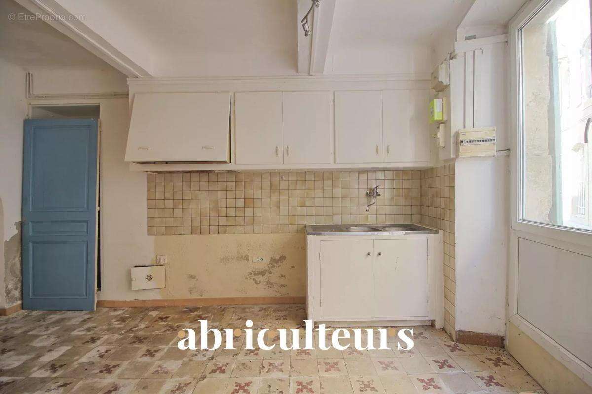 Appartement à ROGNES