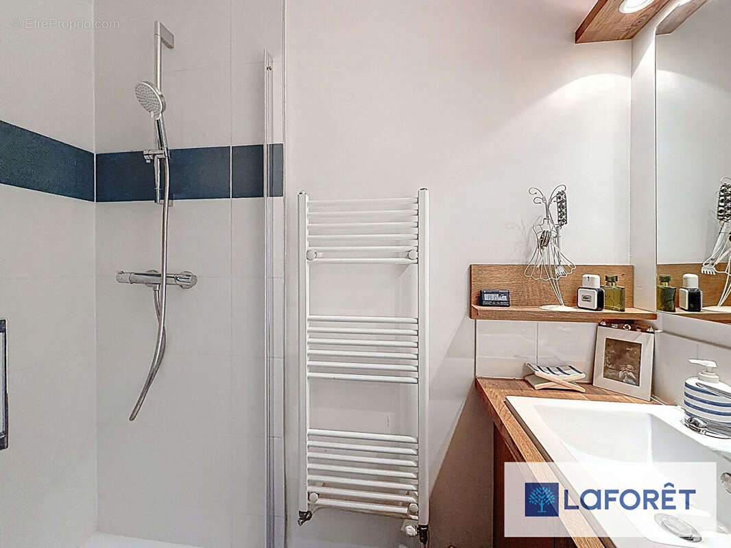 Appartement à LE PLESSIS-TREVISE