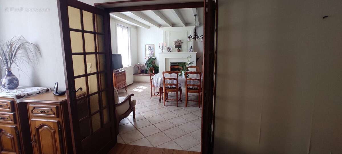 Maison à SAINTES