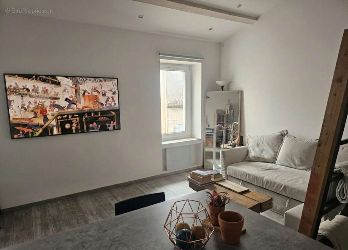 Appartement à COGOLIN