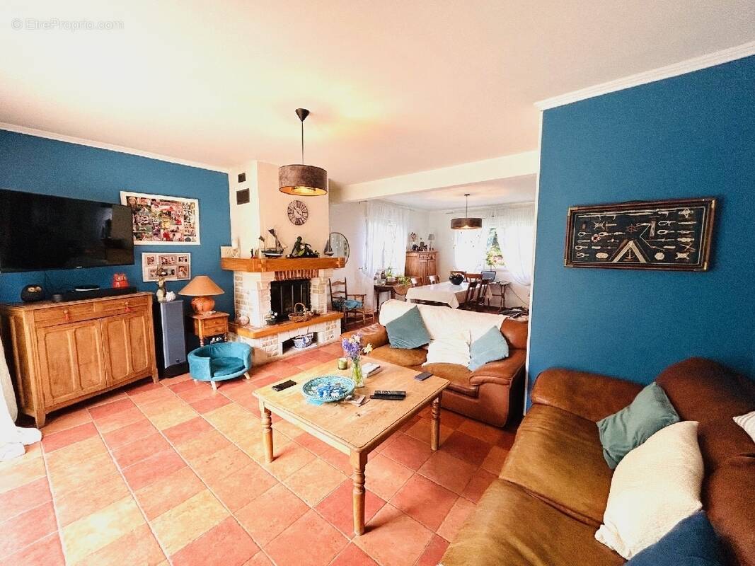 Maison à BAJUS