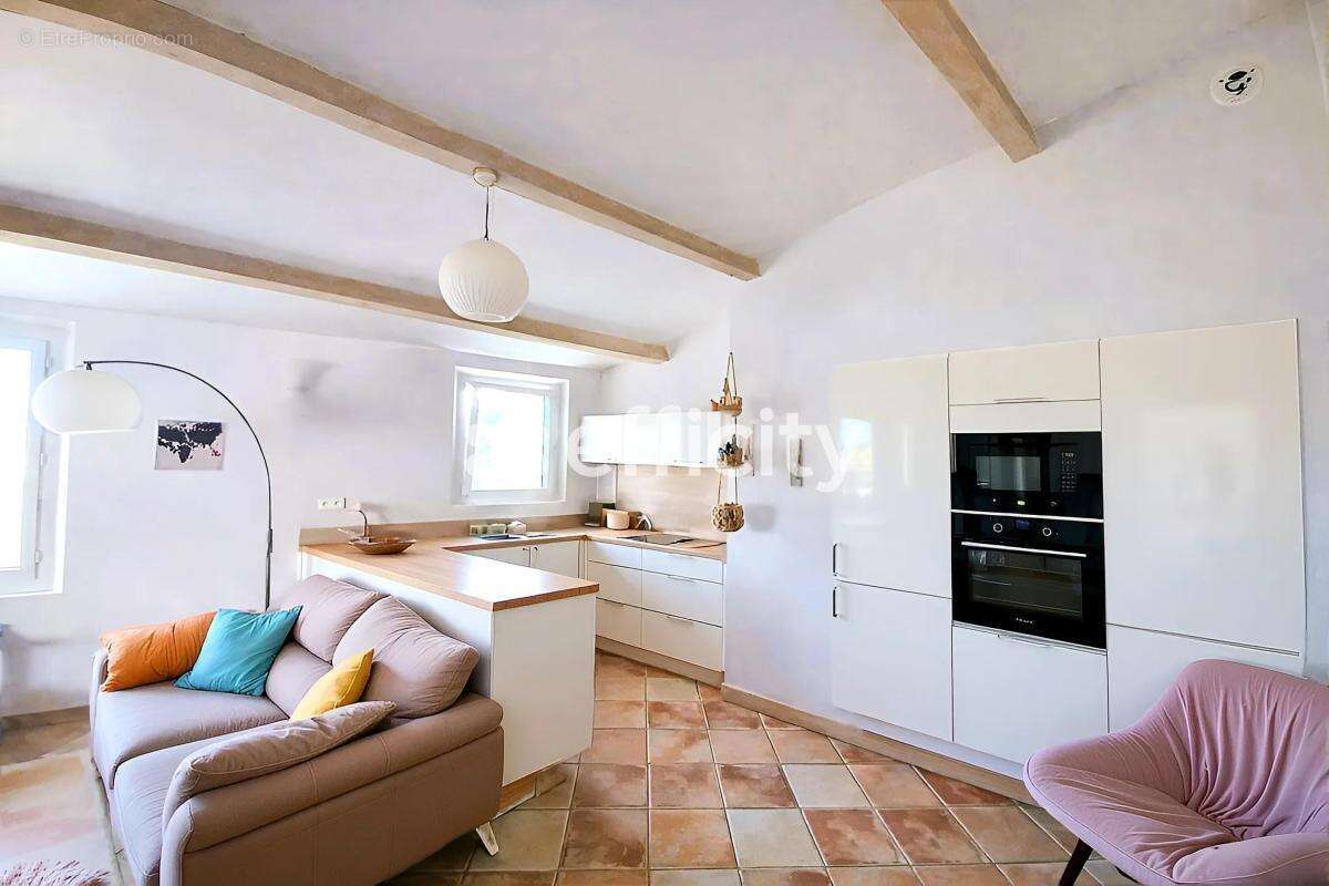Appartement à SAINT-CANNAT