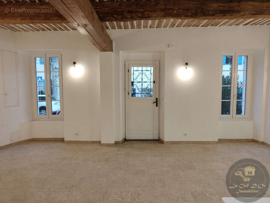 Maison à PLAN-DE-LA-TOUR