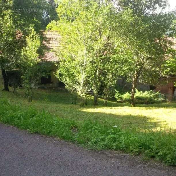 Maison à MARIGNIER