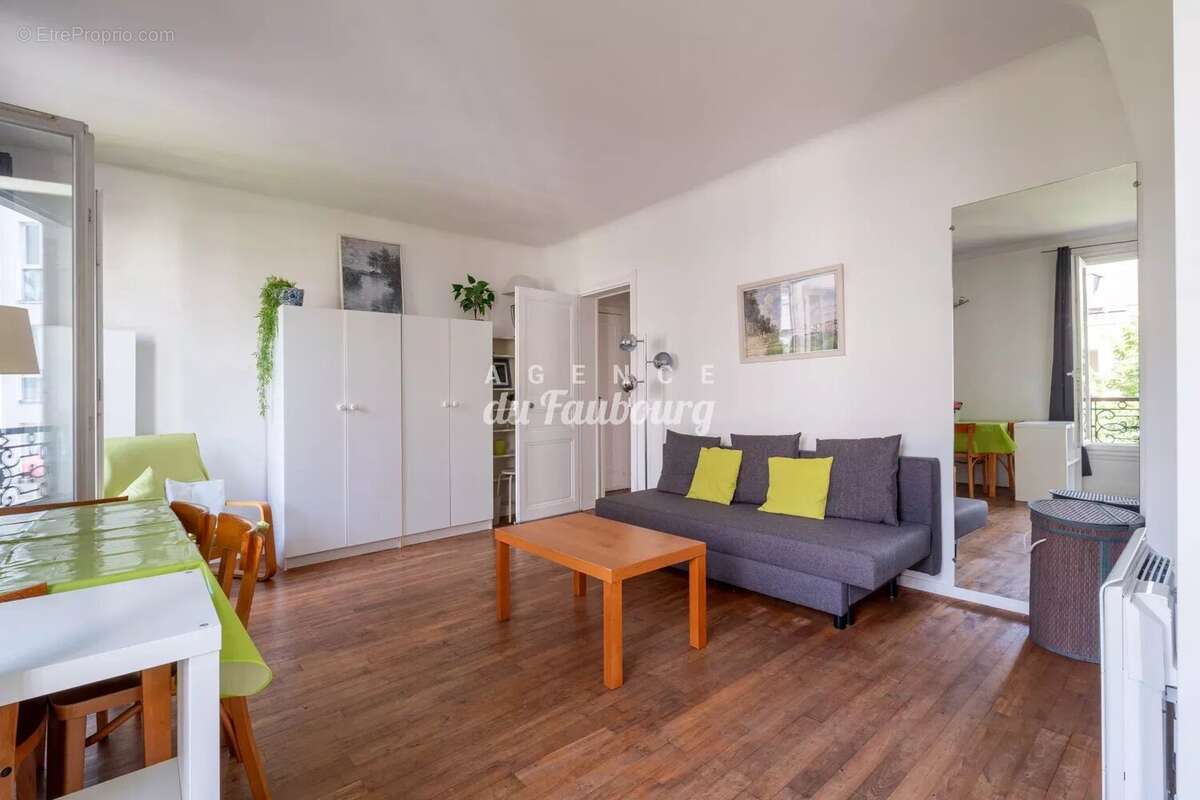 Appartement à PARIS-9E
