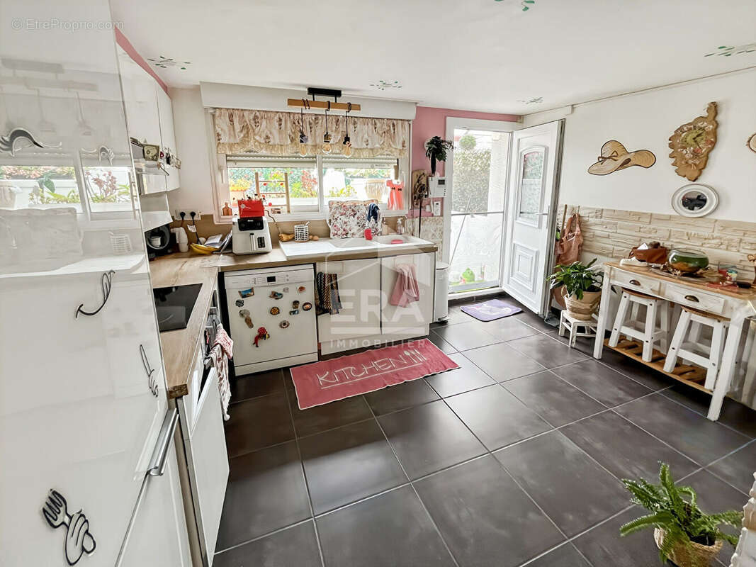 Appartement 56m² à marseille 15e arrondissement - photo 3
