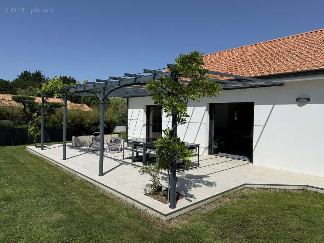 Maison à CHAUVE