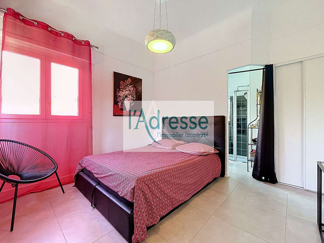 Maison Antibes 137 m2 - photo 9