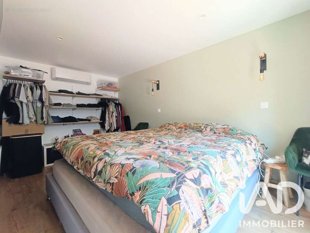 Appartement 87 m² à Saint-Etienne  - photo 9