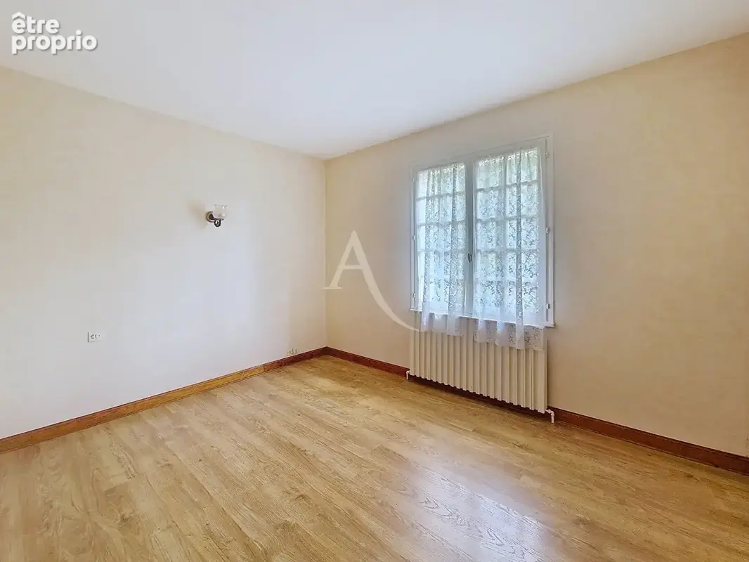 Maison Chateauneuf Sur Sarthe 95 m2 - photo 9