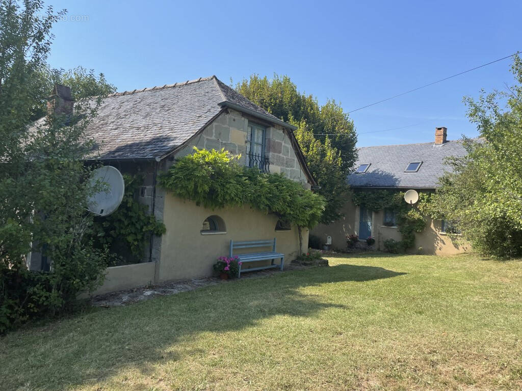 Maison à PERPEZAC-LE-BLANC