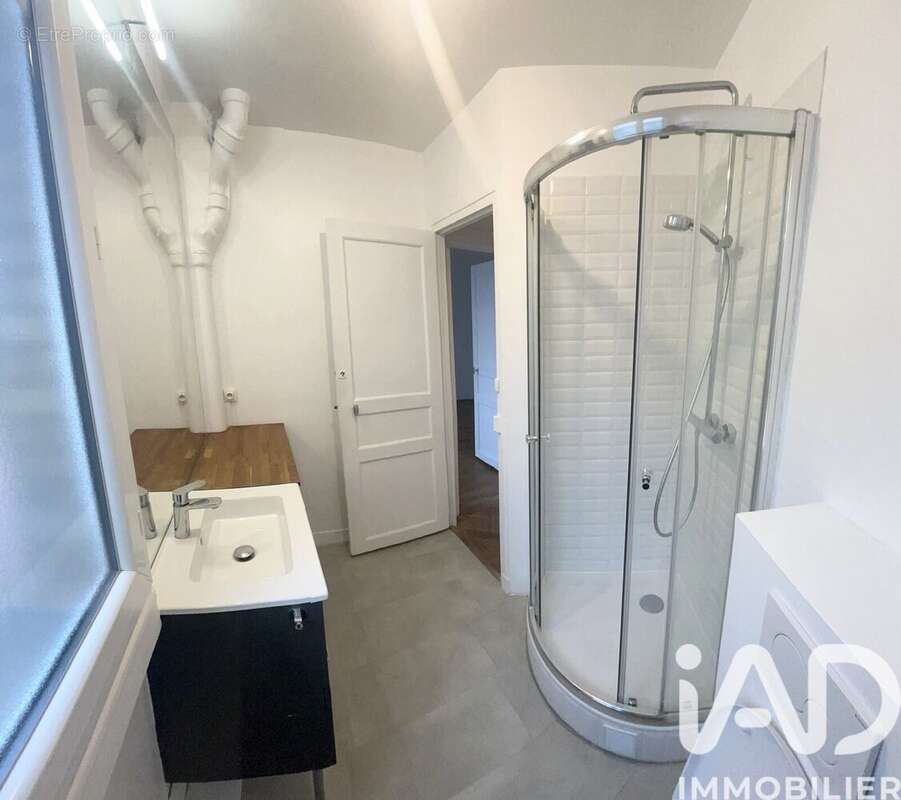 Photo 8 - Appartement à LA GARENNE-COLOMBES