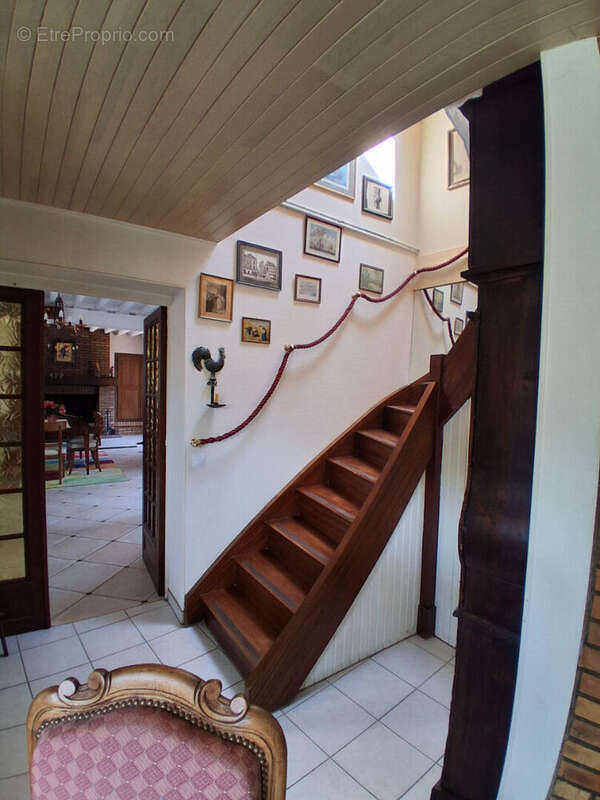 Maison à CHATILLON-LES-SONS
