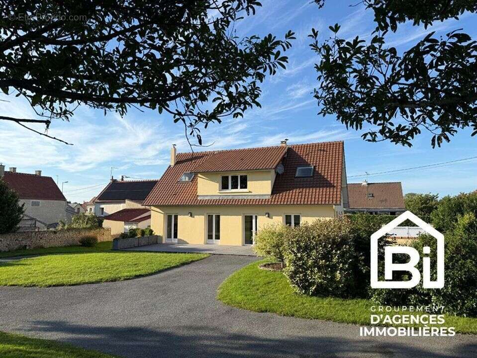 Maison à HERMANVILLE-SUR-MER