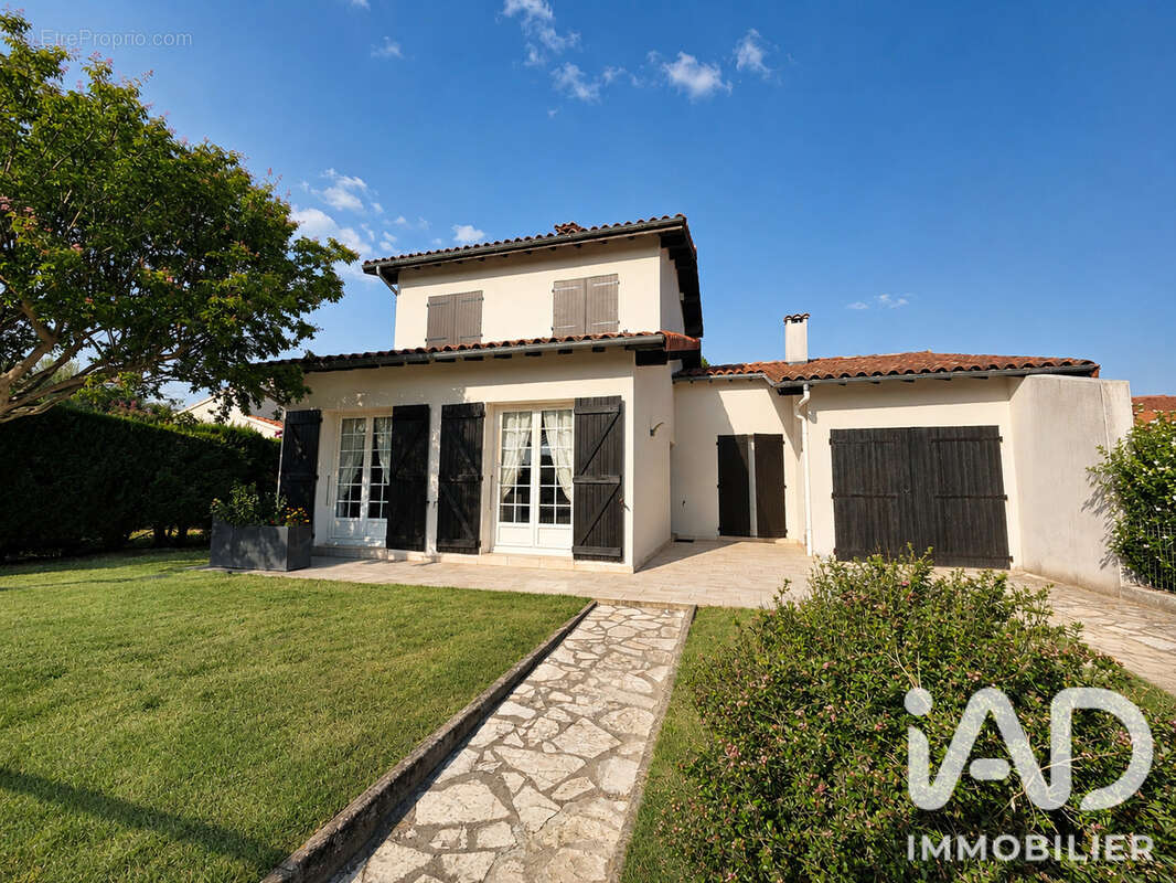 Maison 118 m² à Pibrac  - photo 2