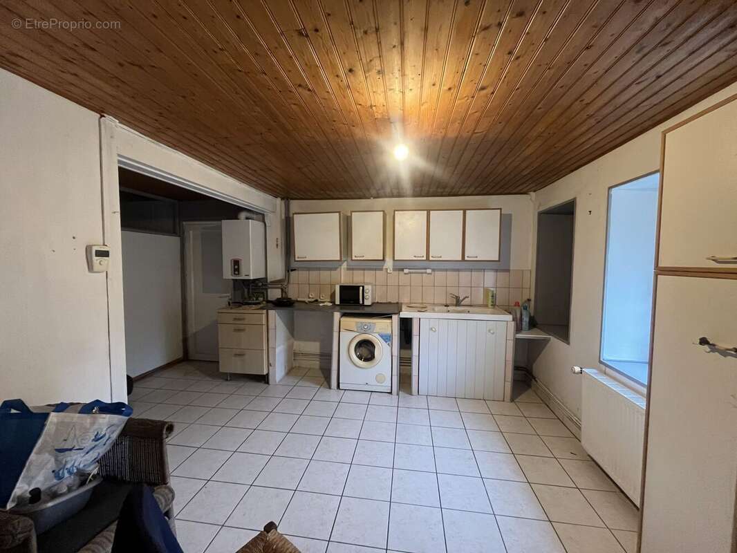 Maison à NERIS-LES-BAINS