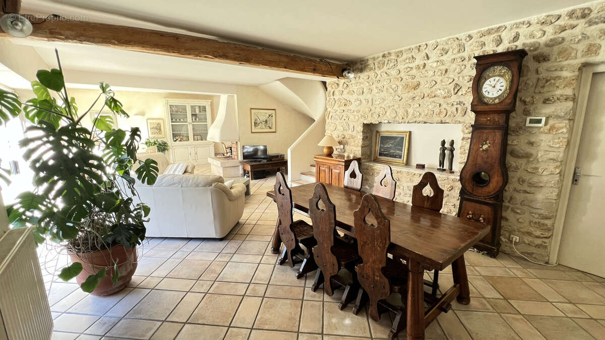 Maison à MILLY-LA-FORET