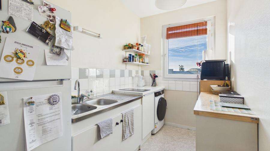 Appartement 47 m² à Rennes  - photo 399