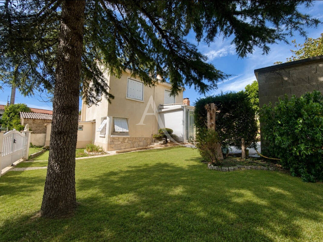 Maison à SAINT-PHILBERT-DE-GRAND-LIEU
