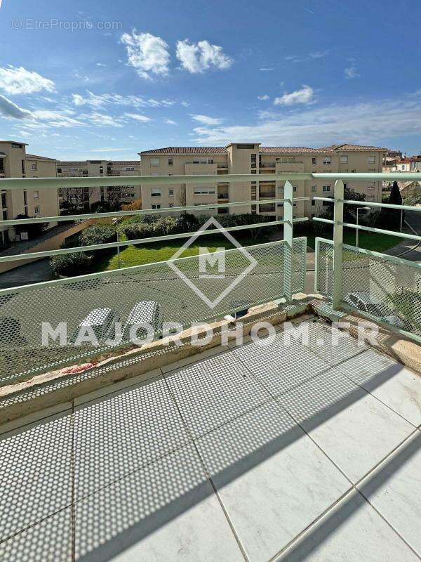 Appartement à MARSEILLE-5E