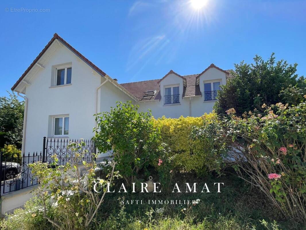 Photo 1 - Maison à PLAISIR