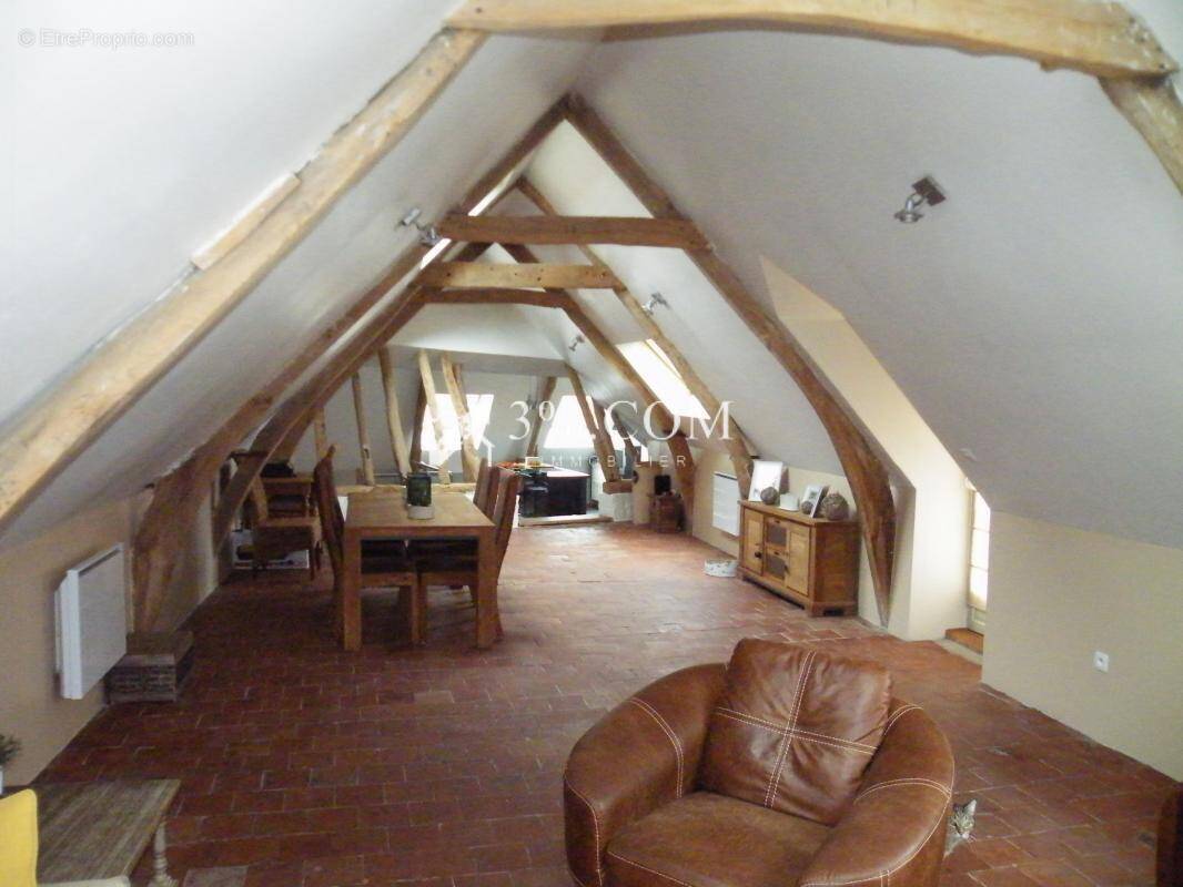 Maison à GONDECOURT