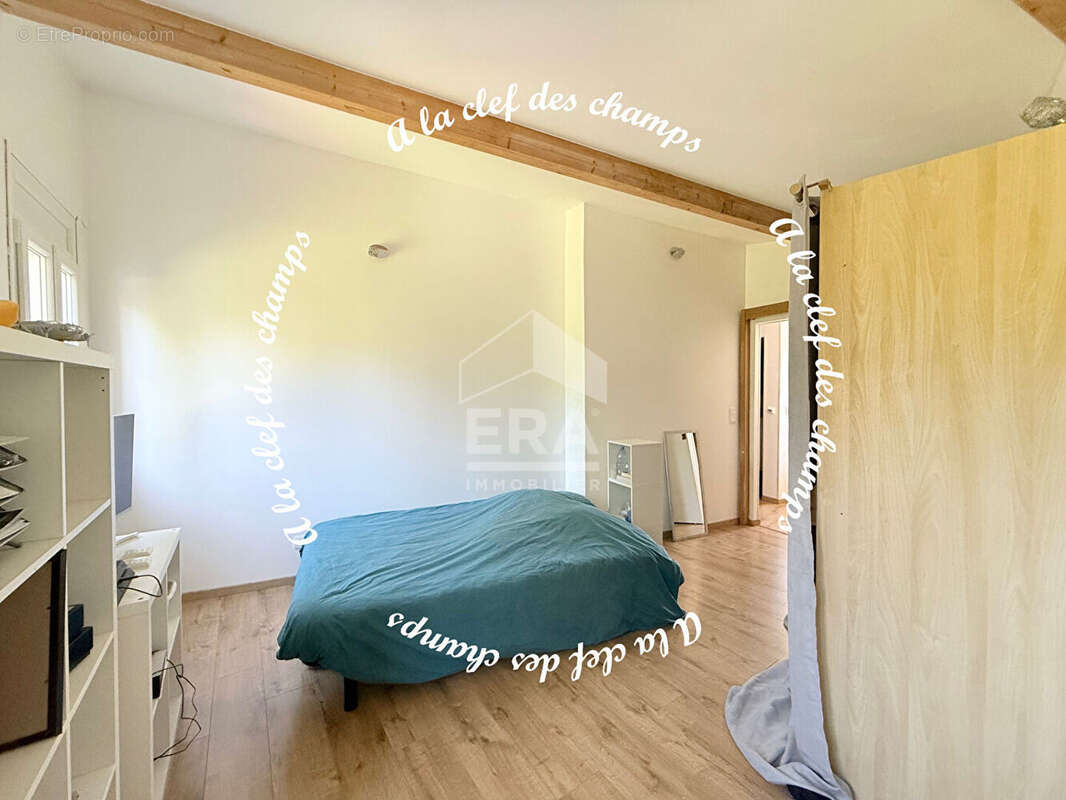 Maison à VILLIERS-LE-BACLE