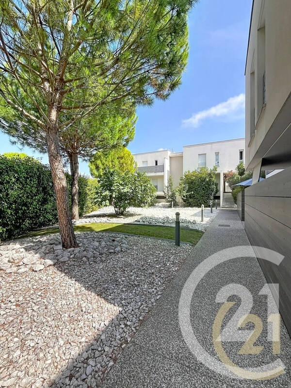 Appartement à SAINT-JEAN-DE-VEDAS