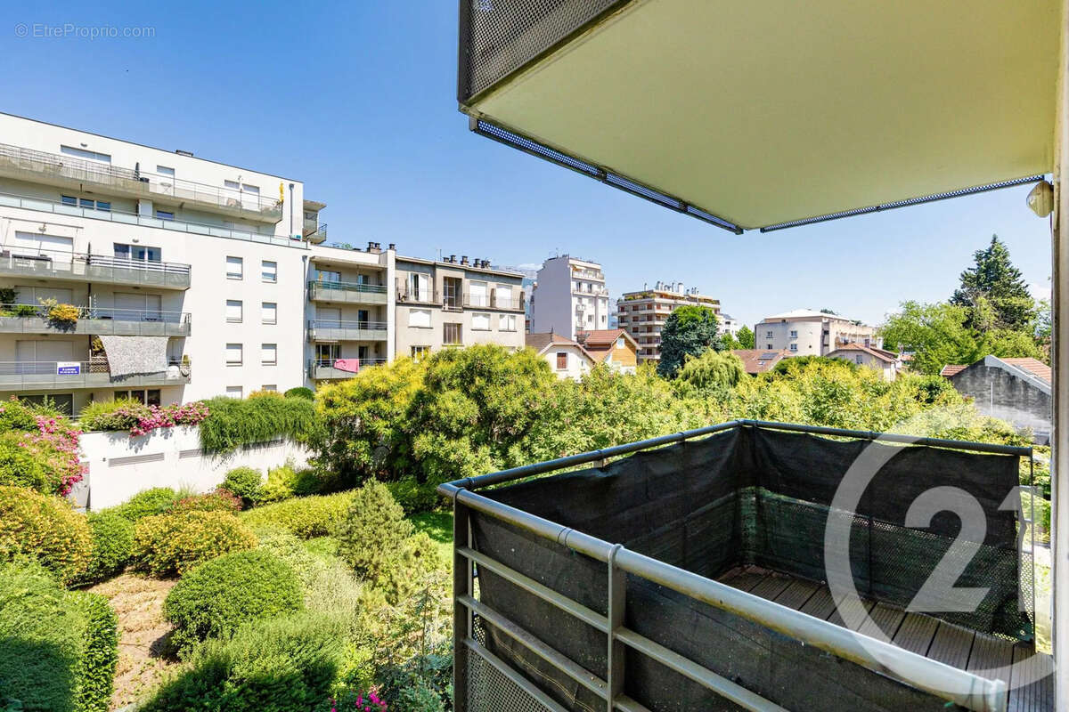 Appartement 42 m² à Grenoble  - photo 9
